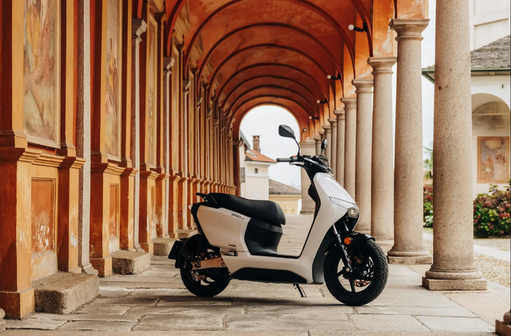 ZERO MOTORCYCLES LS1